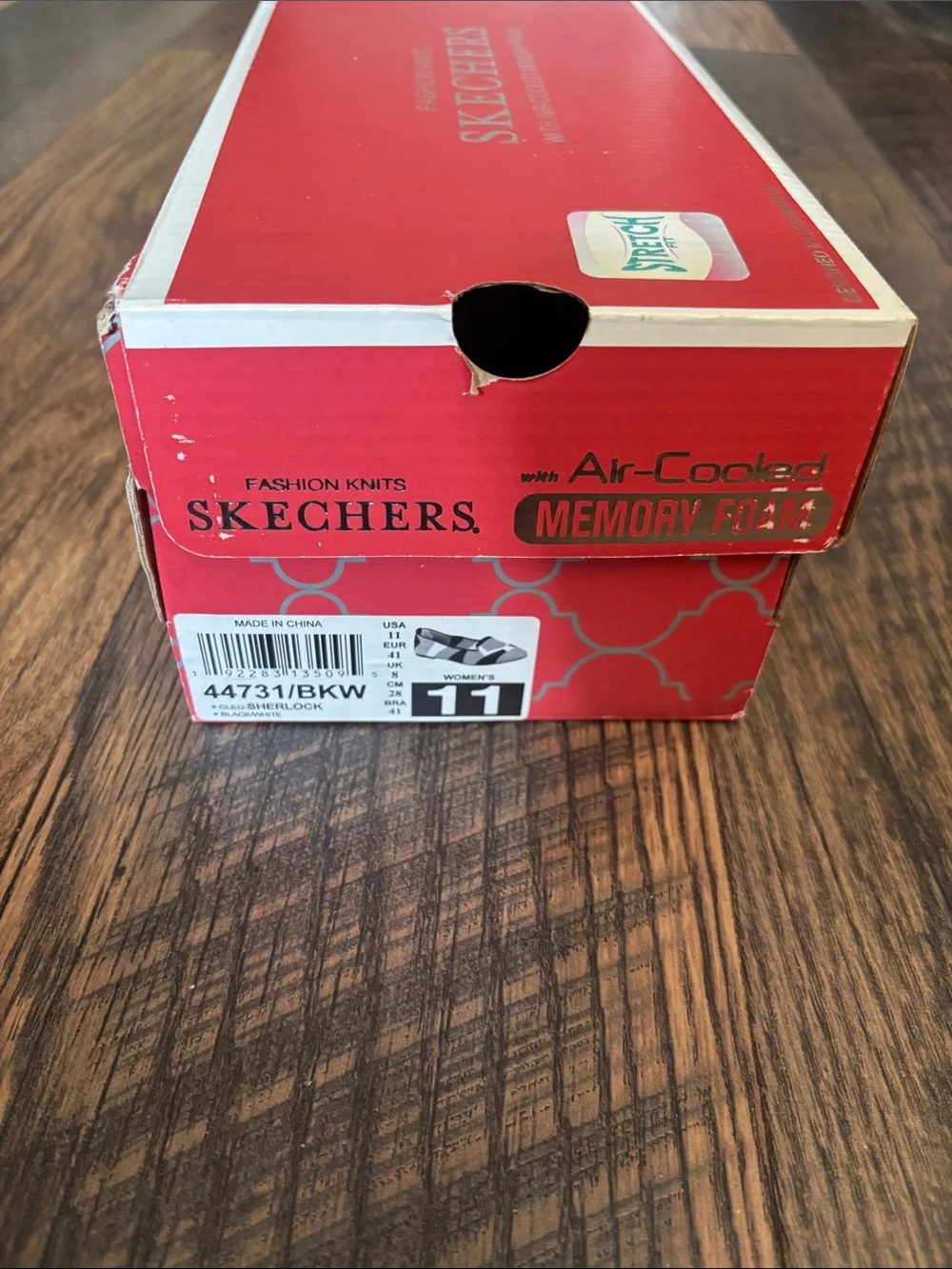 Skechers Cleo Lady Sherlock Knit Geometric Slip-On Flats Women’s Size 11